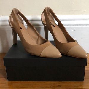 Tahari - NEW NEVER WORN - Stella Fawn (Nude/Camel) Suede Heels - Size 9.5